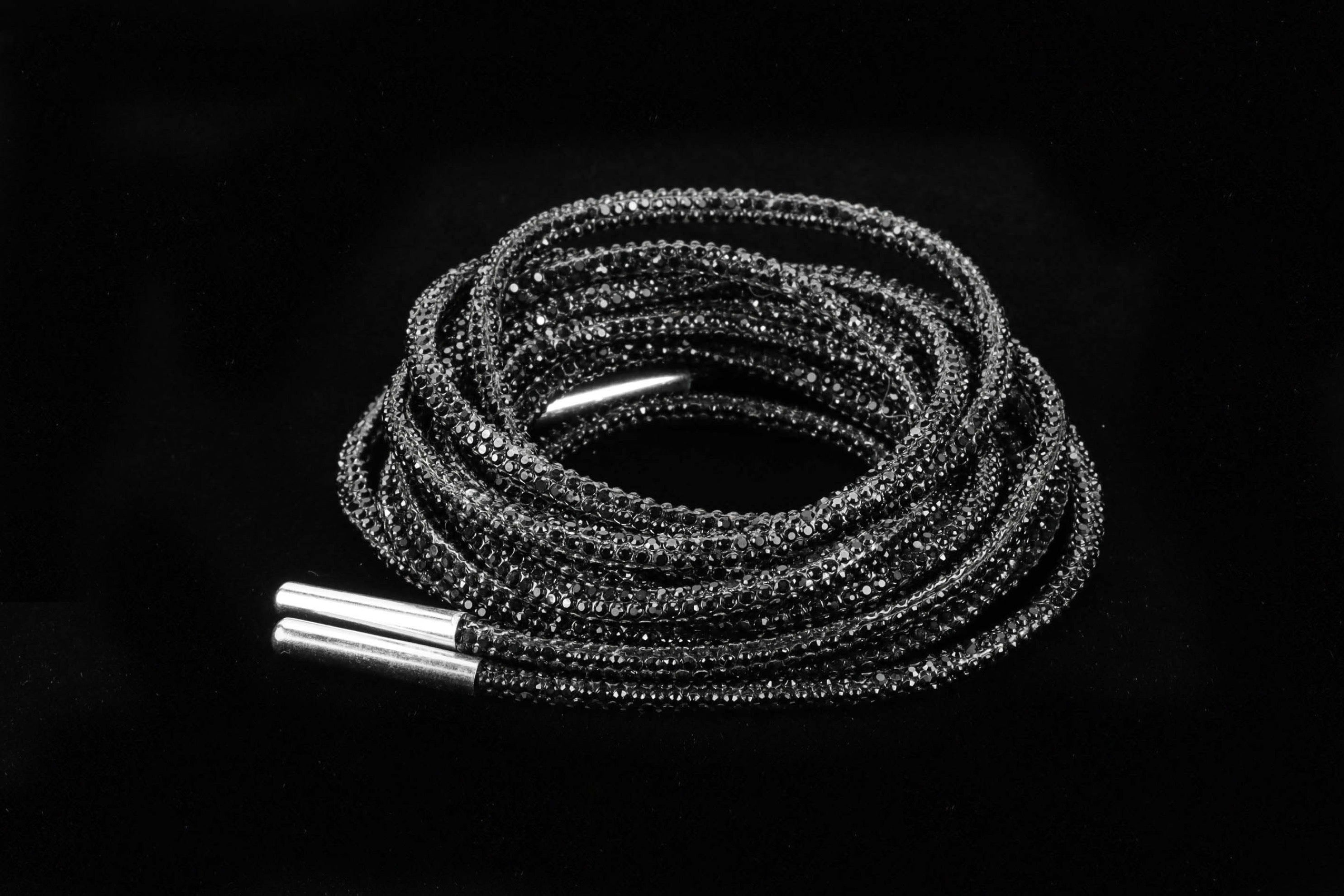 Shoe laces