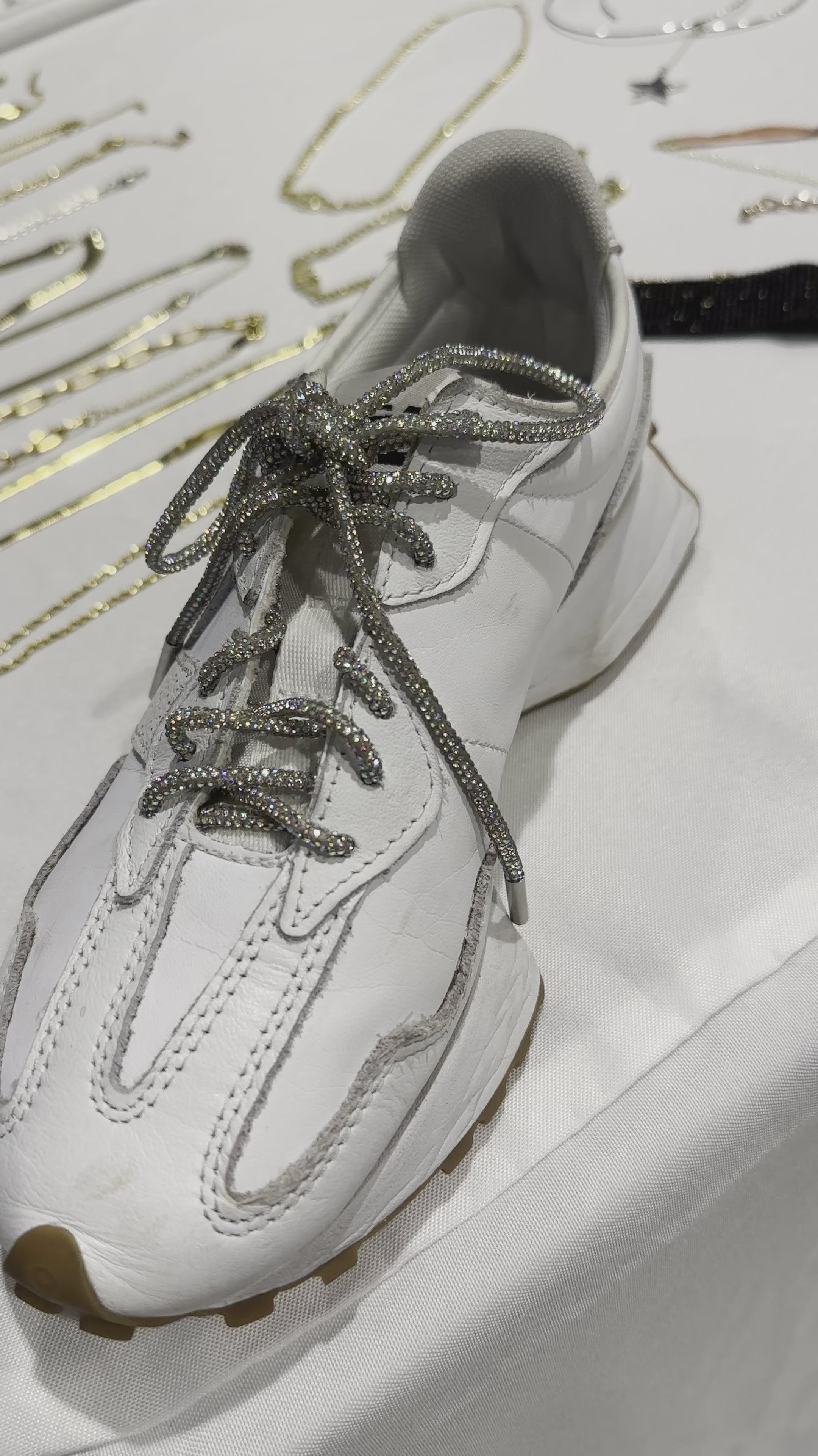Shoe laces